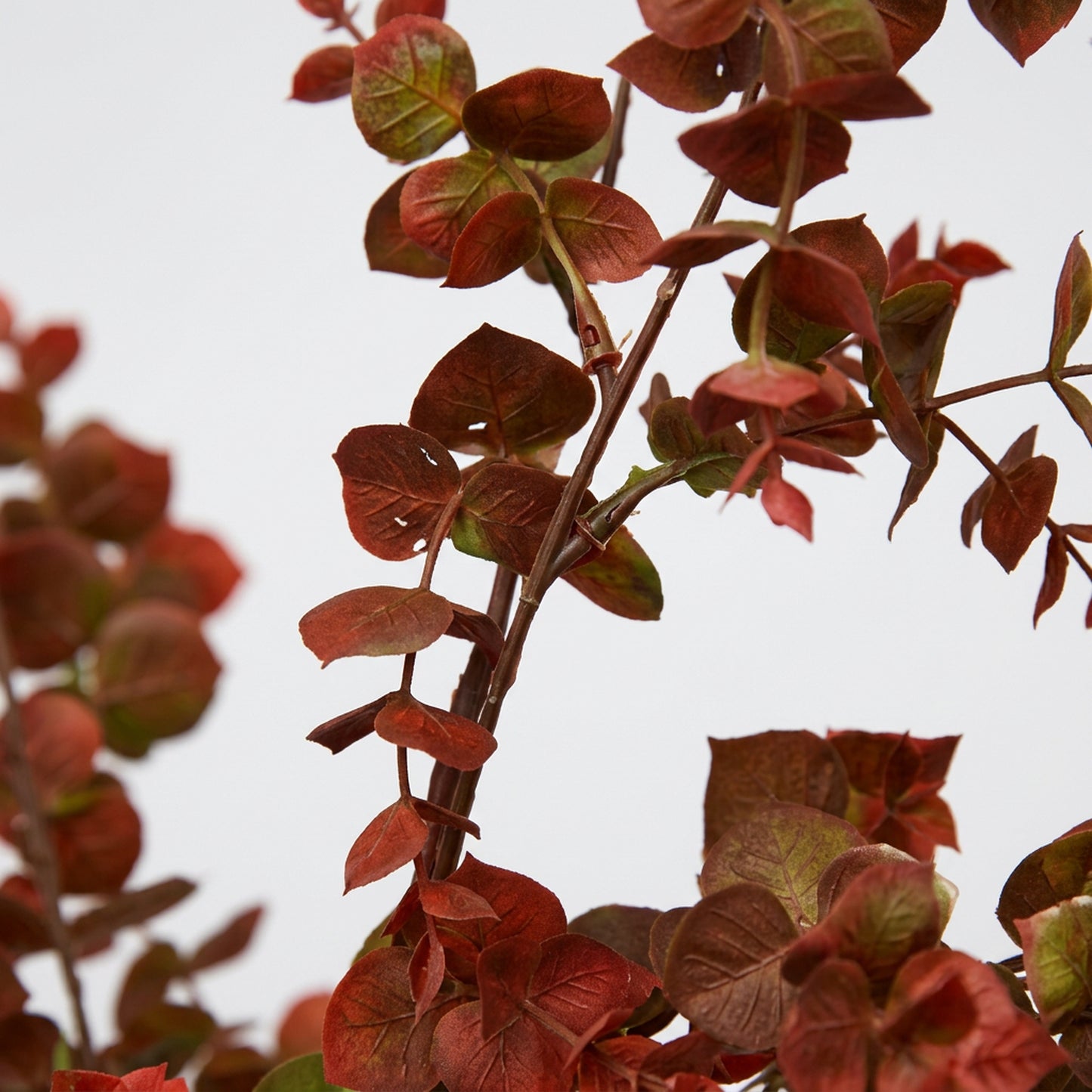 Artificial Red Eucalyptus Branch 103 cm – Real Touch Faux Autumn Leaf Stem for Tall Vase & Home Décor